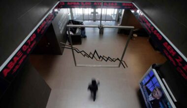 ATHEX: France spooks investors at Athinon Avenue