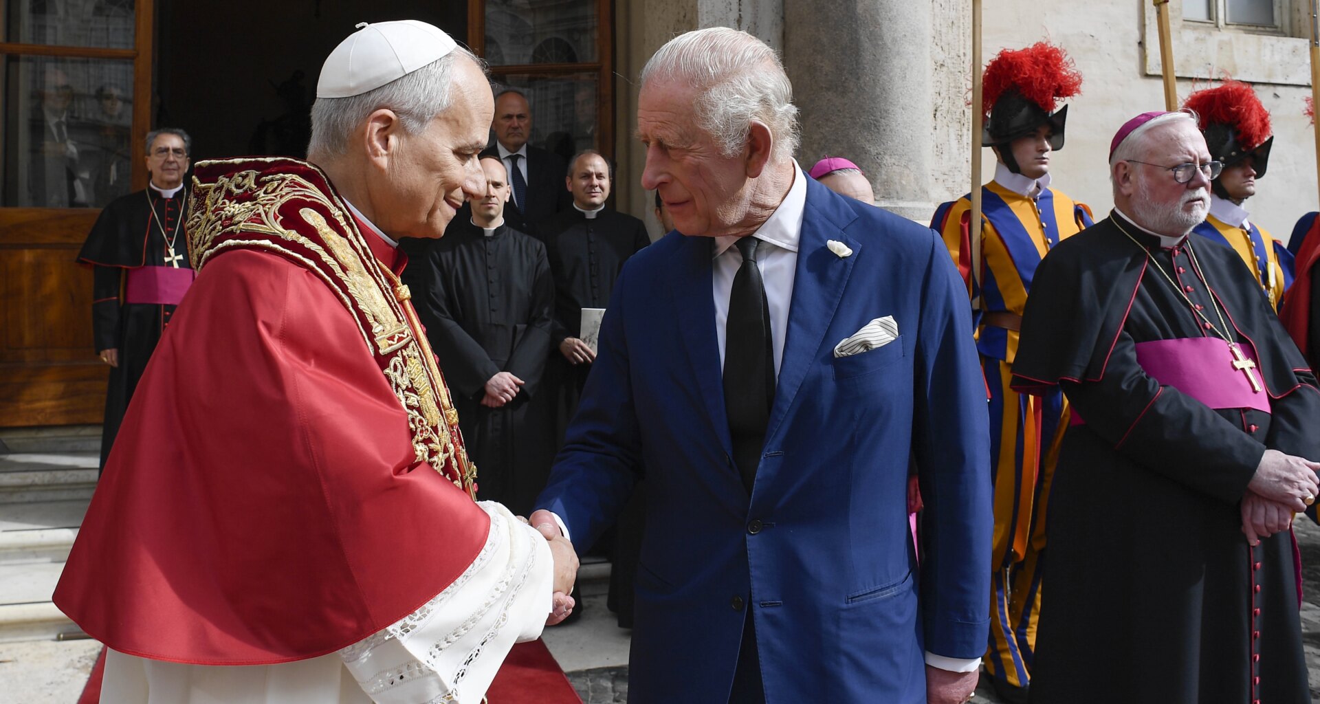 Prominent Northern Ireland cleric calls for King Charles to abdicate after prayer with pope