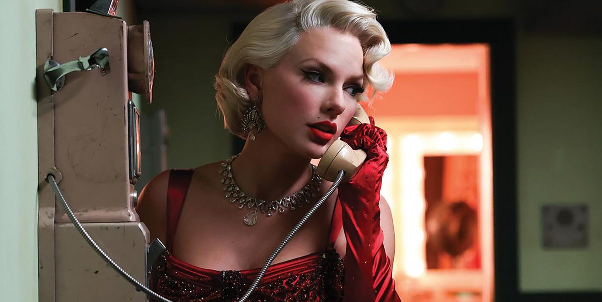 Taylor Swift Reveals Her The Life of a Showgirl' Standby Surprise