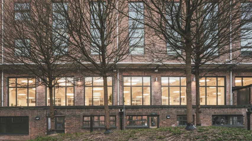 Exterior of Walthamstow Forest College pool retrofit