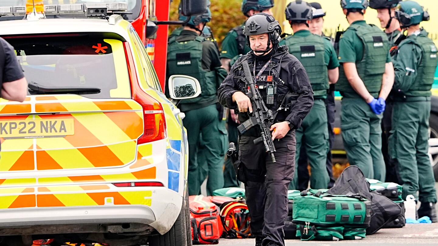 Live updates: 3 dead, including suspect, 3 wounded in UK synagogue attack