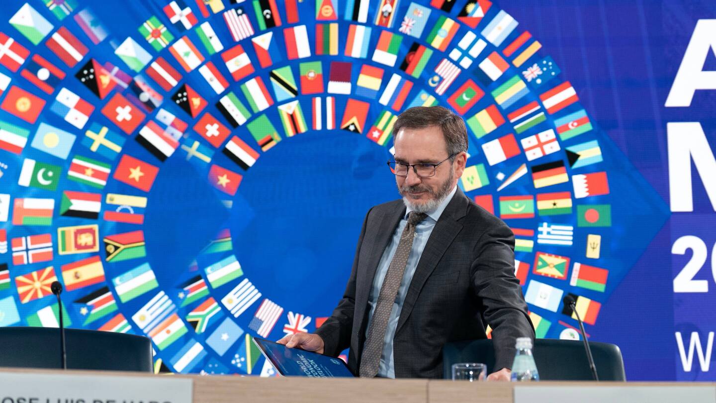 IMF more upbeat about US growth than just months ago, but outlook is dimmer than last year