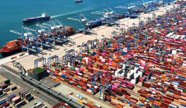 China hits US ships with retaliatory port fees before trade talks