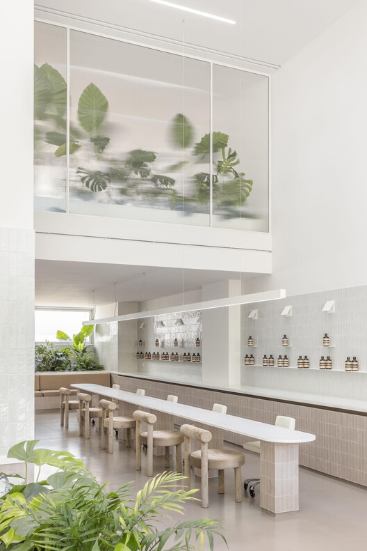 Vedalia Salon / Nysa - Interior Photography, Kitchen, Glass