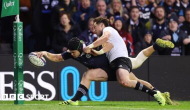 Darcy Graham let the ball slip from his grasp as he reached for the line
