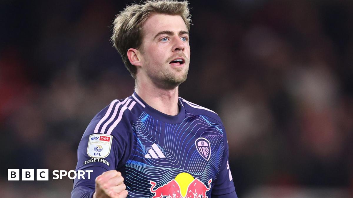 Patrick Bamford in action for Leeds United in April 2025
