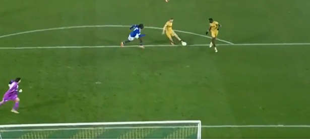 Adam Wharton missed an open goal for Crystal Palace.