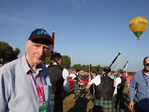 Don Cameron at the Sunday mass ascent