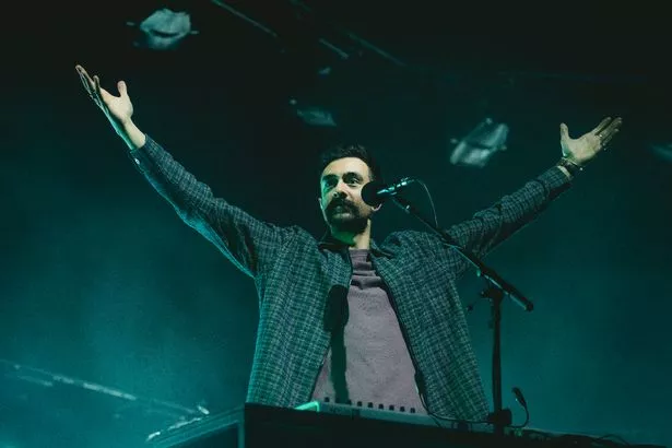 Guitarist Kyle Simmons joined band mates Dan Smith, Will Farquarson, and Chris Wood