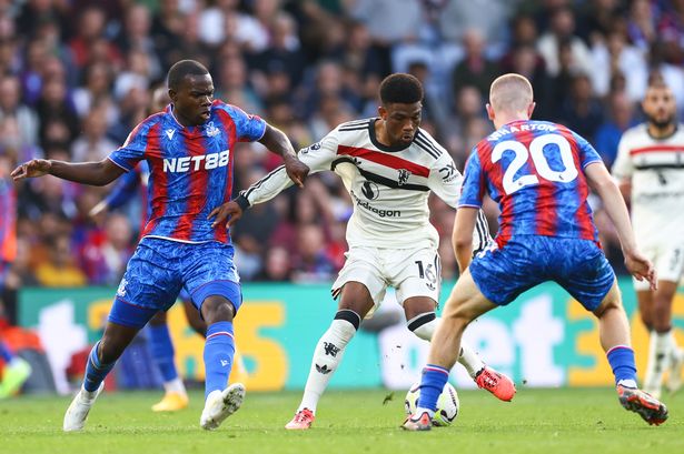Amad holds off Crystal Palace challenges during Manchester United's last trip to Selhurst Park