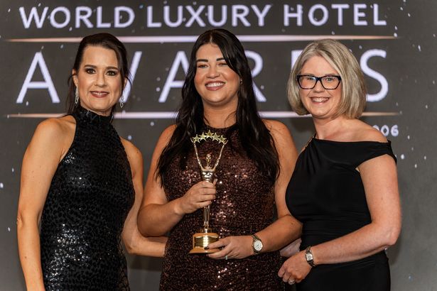 Victoria Brown, Director of Marketing at Galgorm Collection and Tara Moore, Head of Spa Operations at Galgorm accept the award for Best Spa Weekend at the Condé Nast Johansens in London.