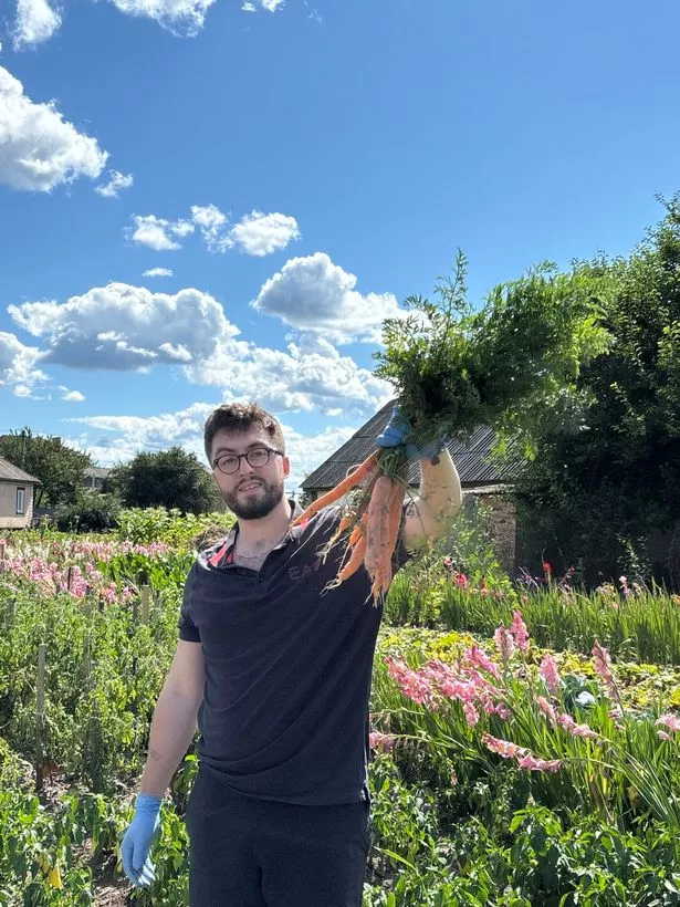 Kieren with some carrots 
