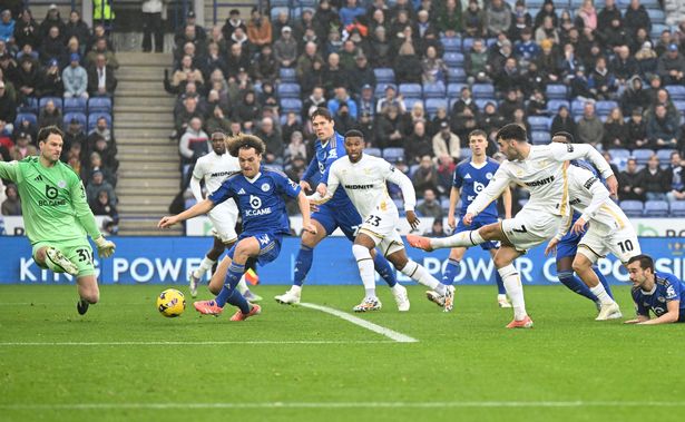 Tom Cannon of Sheffield United scores against Leicester City