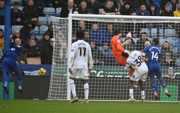 Stephy Mavididi of Leicester City scores against Sheffield United