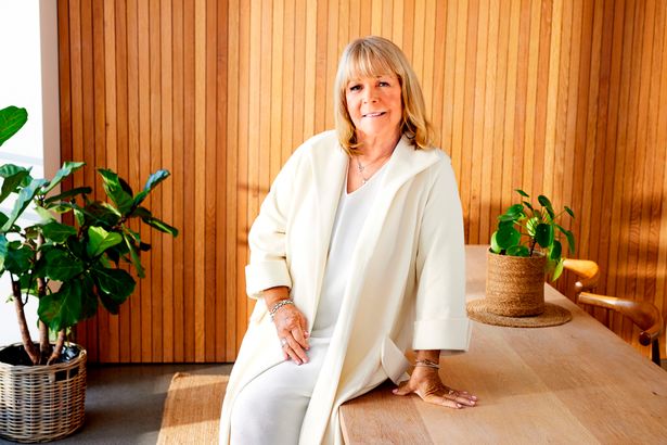 Linda Robson