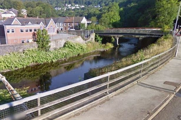 The River Taff at Treharris