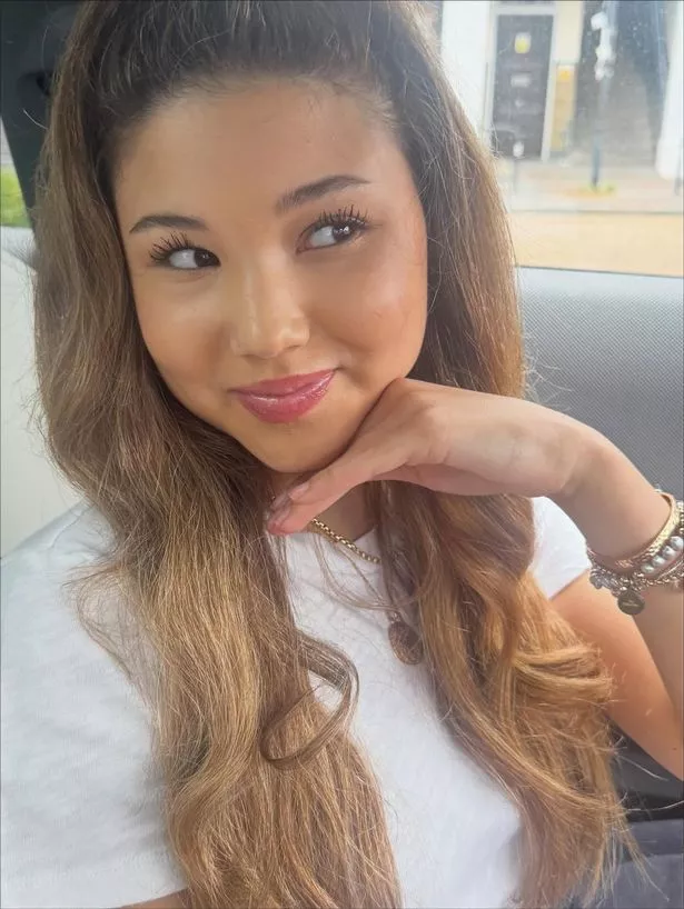 Followers rushed to send their birthday wishes, with many pointing out how similar the mother-daughter duo looked