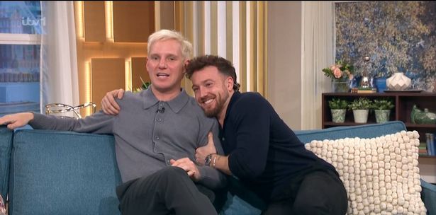  Sam Thompson surprised Jamie with a gift live on air 