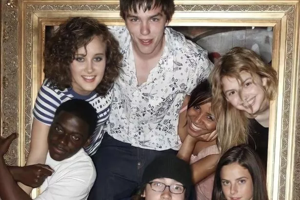 Skins cast