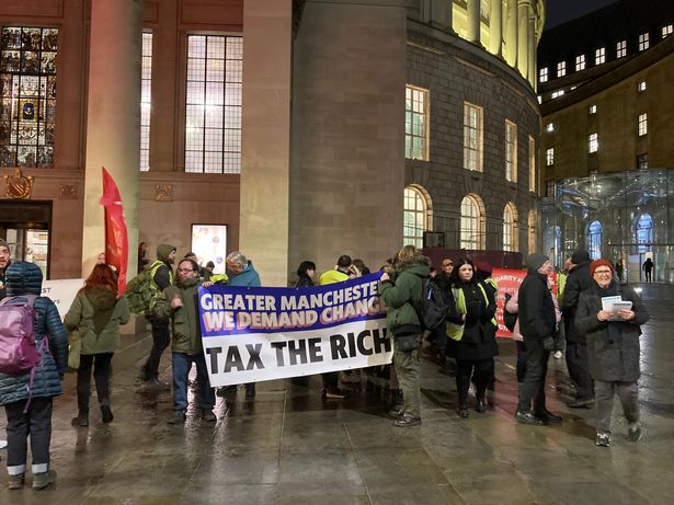 The campaigners urged the Government to "tax the rich"