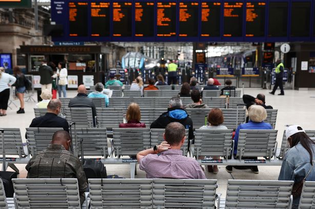  Members of the public make their way through Central Station