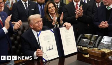 Democrats left bruised after historic shutdown yields little