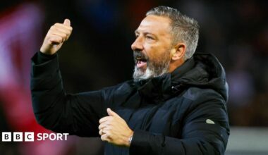 Hearts head coach Derek McInnes