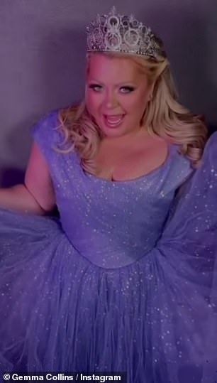 Gemma shared a behind-the-scenes look at getting her make-up done for the look