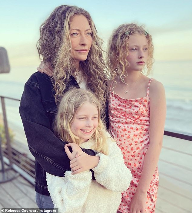 'We¿ve been separated for eight years. The kids live with me 100 percent of the time,¿ she explained. 'There¿s been lots of just stuff, other stuff but I try to stay optimistic, though, about it all'