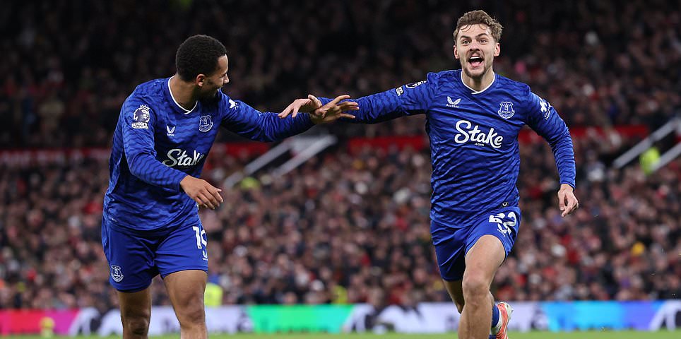 Manchester United vs Everton - Premier League LIVE: Latest score and updates as Idrissa Gueye is sent off for SLAPPING his own teammate before Kieran Dewsbury-Hall puts Toffees in front - Mason Mount introduced at half time