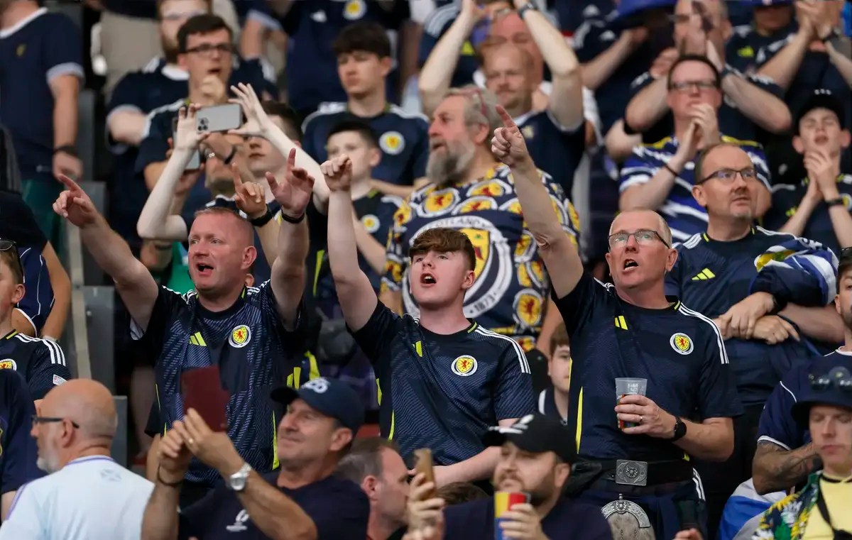 Scotland officially call up Manchester United duo including midfielder to face own brother