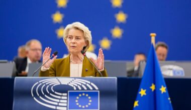 Ukraine talks: 'Europe must keep pressure on Russia', von der Leyen says