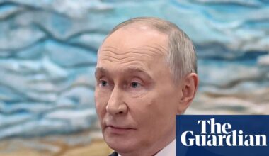 Putin insists Ukraine has to surrender territory for any deal to be possible | Vladimir Putin