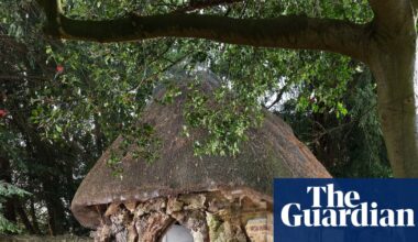 Garden shed of vaccine pioneer Edward Jenner added to heritage at risk register | Heritage