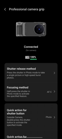 Camera grip options - vivo X300 Pro telephoto extender hands-on