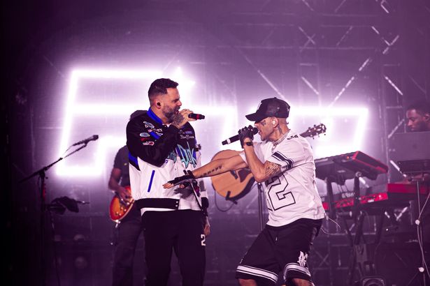 The band are known for hits like When The Lights Go Out and If Ya Gettin' Down