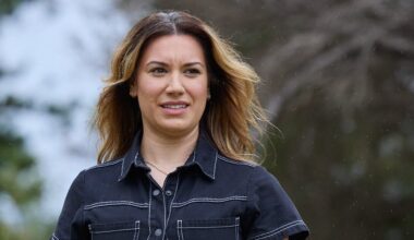 Home and Away's Eden Fowler left humiliated as Cash wedding chaos erupts