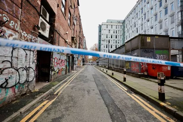 A cordon in place on Spear Street