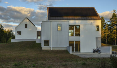 Studio-Workshop on a Hill / ElliottArchitects