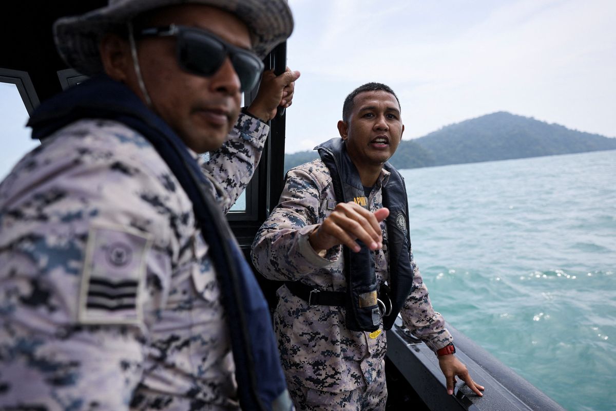 Malaysian and Thai search and rescue efforts