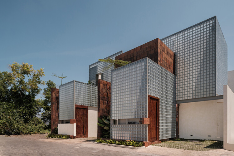 Villa Sipat & Sauh / Arkana Architects - Exterior Photography, Brick