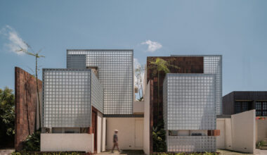 Villa Sipat & Sauh / Arkana Architects