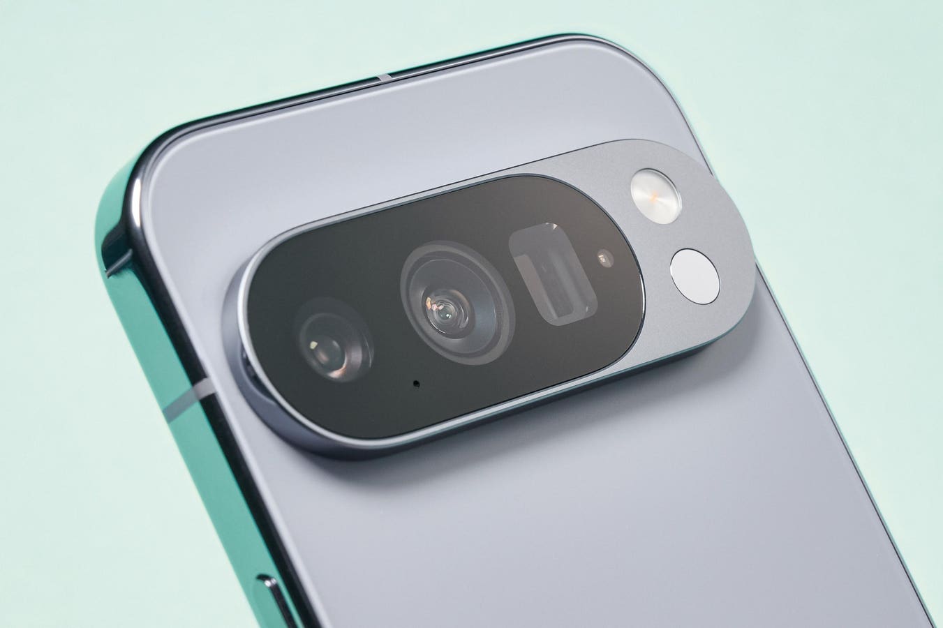 Google’s Updated Special Offer To Pixel 9 And Pixel 10 Buyers