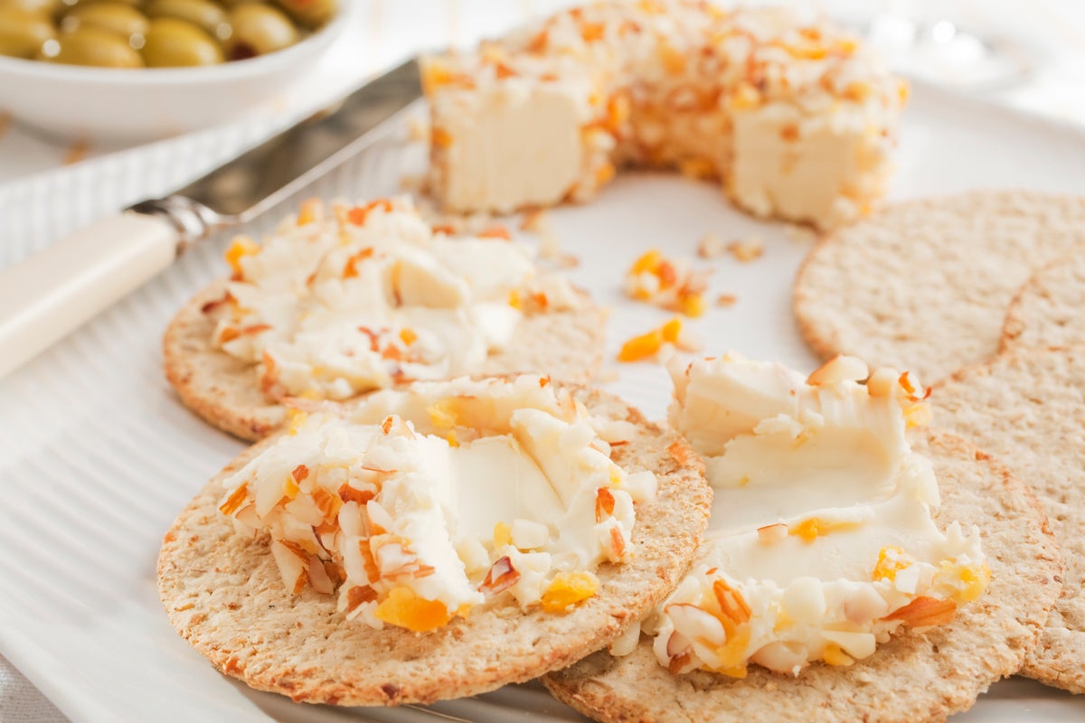 Britain’s oatcakes face Brussels ban under Starmer’s Brexit reset deal with EU