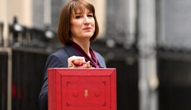 Getty Images logo on a smartphone screen, symbolizing media representation and digital content in a business context