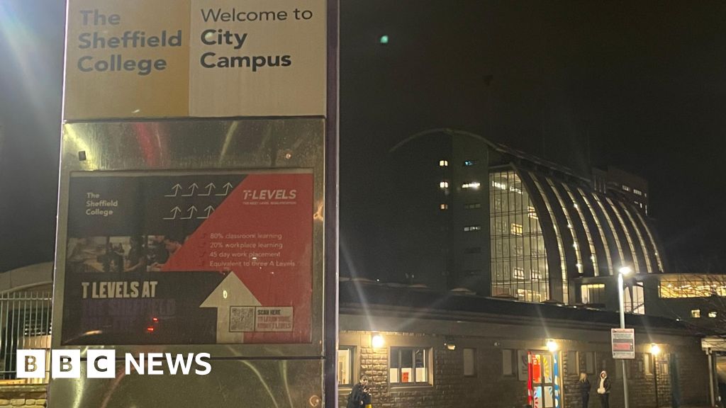 Boy, 17, arrested for knife possession at Sheffield college bailed