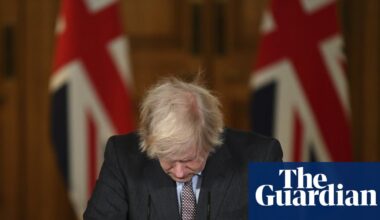 ‘Too little, too late’: damning report condemns UK’s Covid response | Covid inquiry