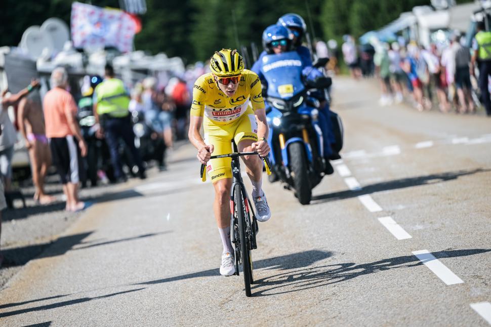 Tadej Pogačar wins stage 15 of the 2024 Tour de France on Plateau de Beille
