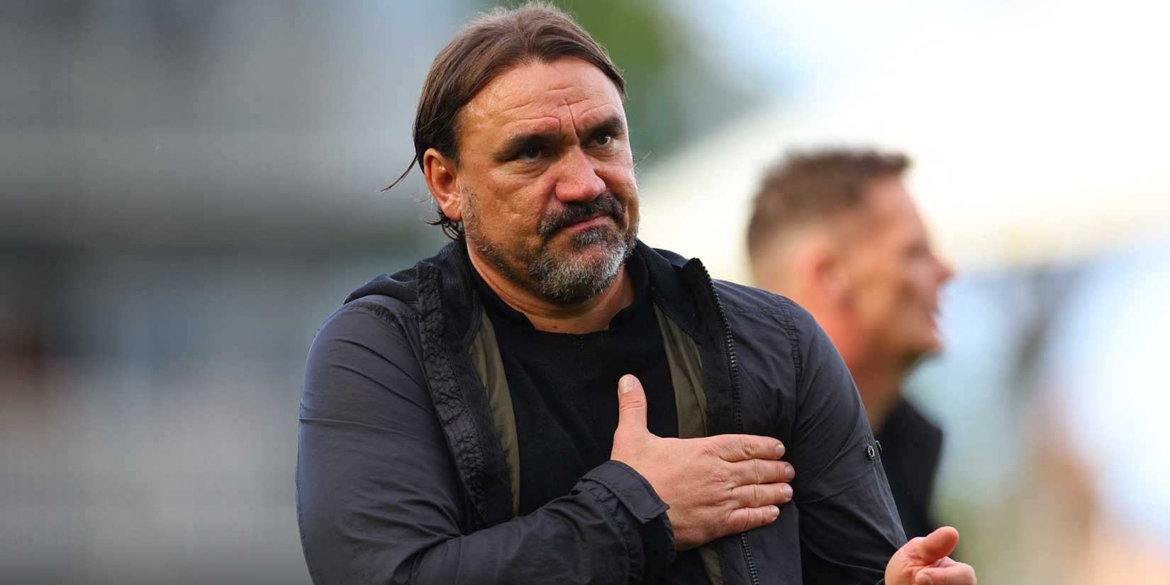 Leeds United head coach Daniel Farke showing appreciation towards supporters