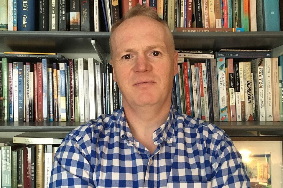 Rev Dr Martin McNeely